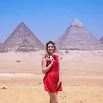 3 Pyramids Hotel
