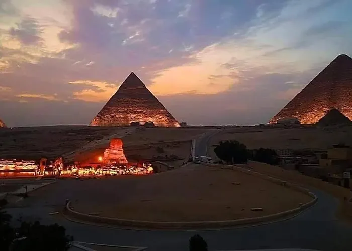 3 Pyramids Hotel